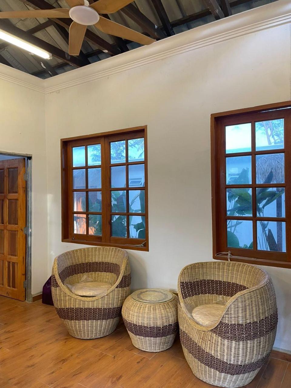Villa Bari Loft Setiu Exterior foto
